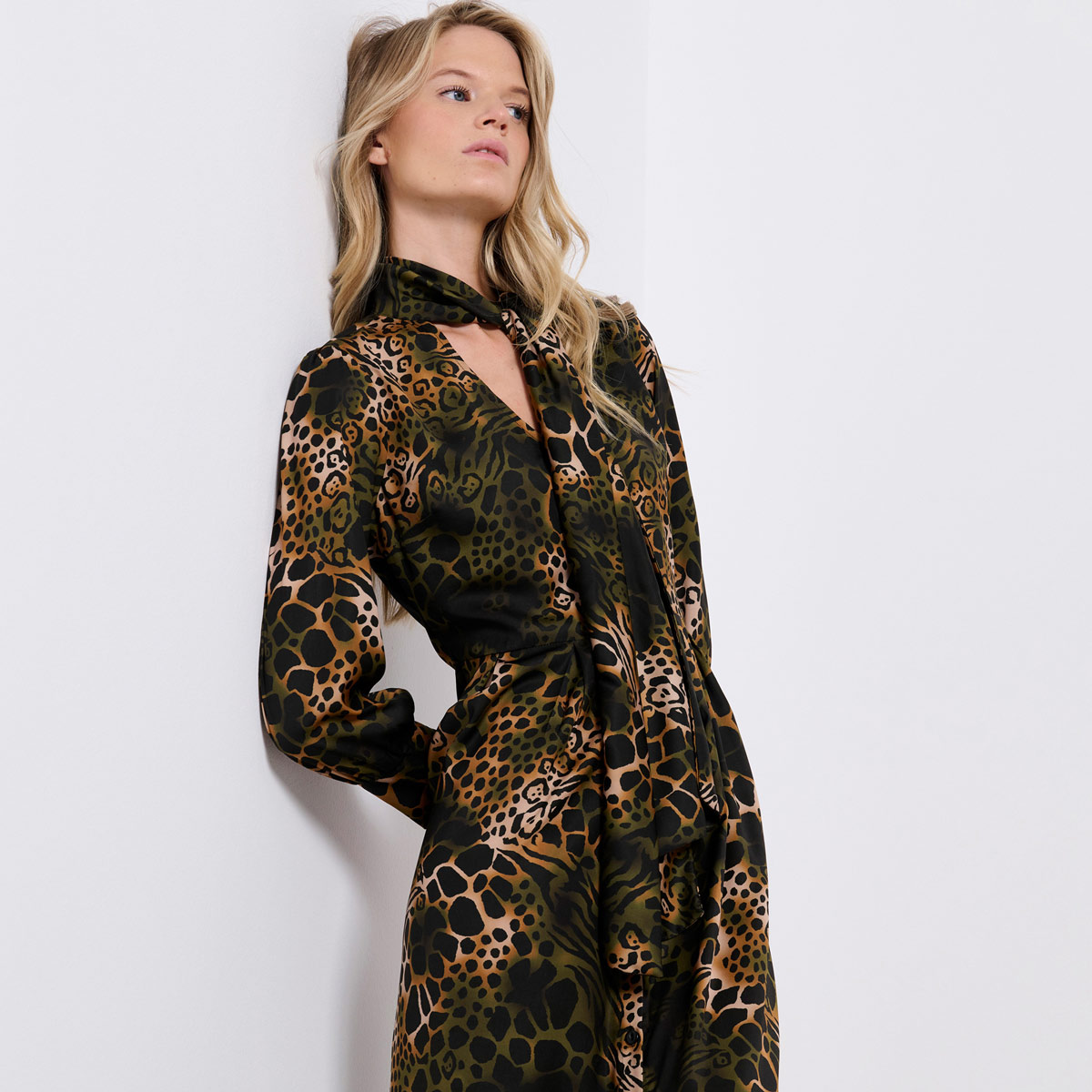 MIDI DRESS 3224922OL