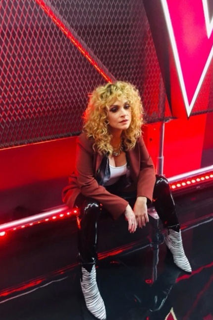 H ΕΛΕΟΝΩΡΑ ΖΟΥΓΑΝΕΛΗ ΣΤΟ THE VOICE ΤΟΥ ΣΚΑΪ